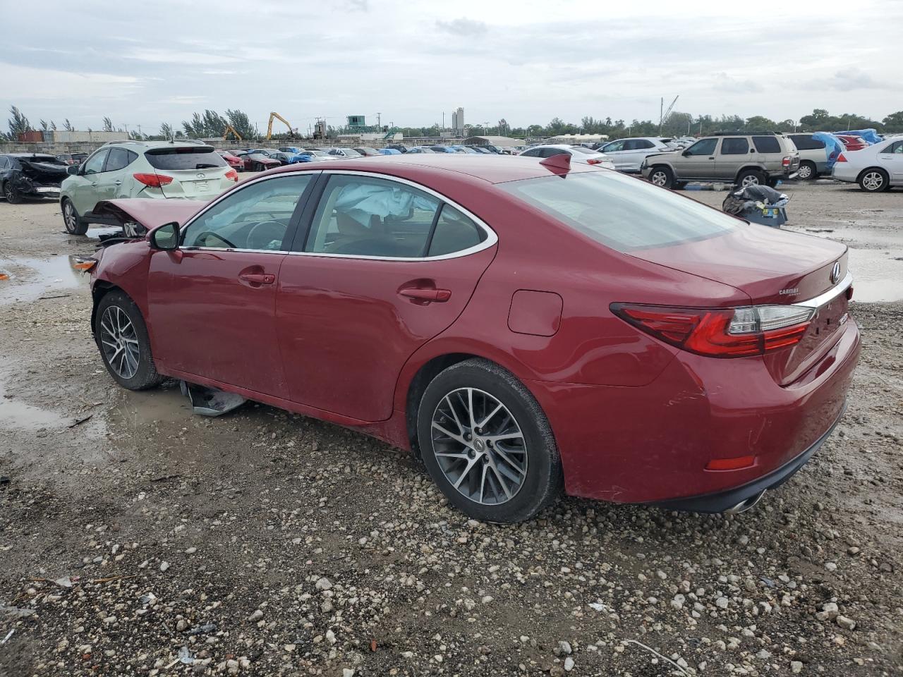 58ABK1GG5JU112741 2018 LEXUS ES - Image 2