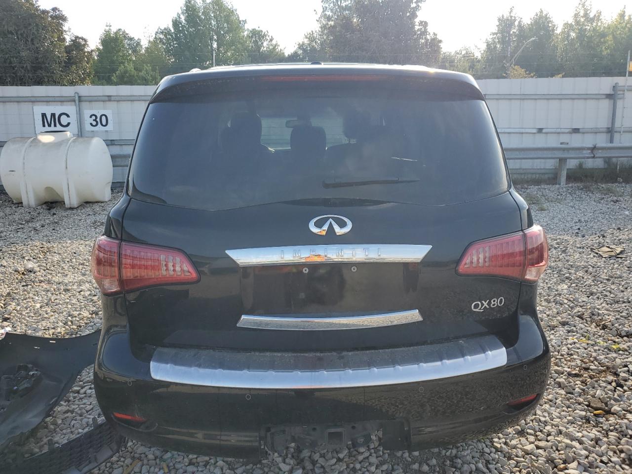 JN8AZ2NC0G9400627 2016 Infiniti Qx80