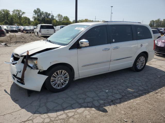 2013 Chrysler Town & Country Limited