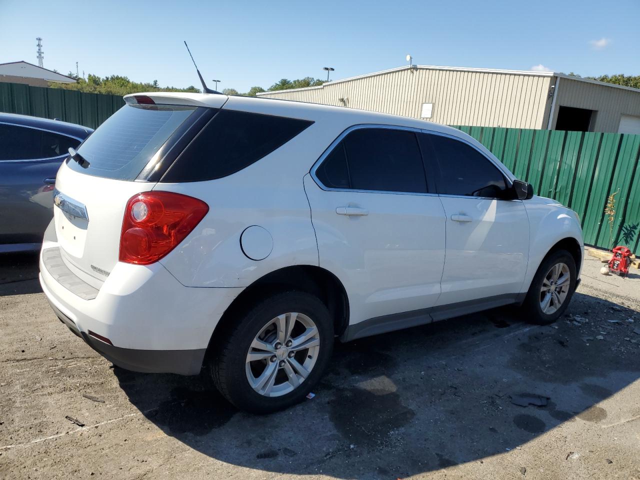 VIN 1GNALBEKXDZ104389 2013 CHEVROLET EQUINOX no.3