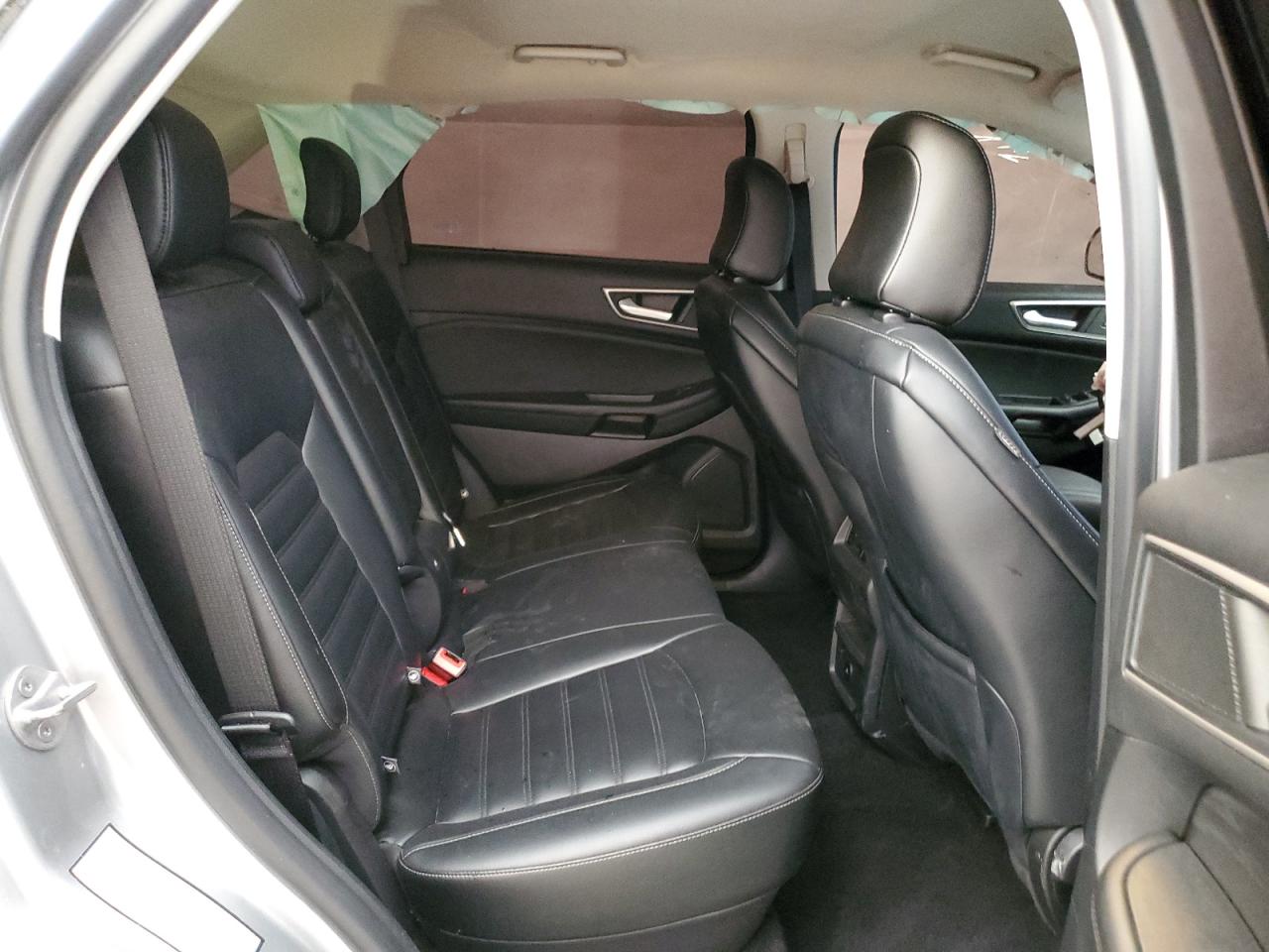 2023 Ford Edge - Image 11