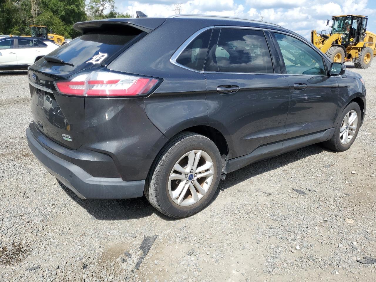 2019 Ford Edge - Image 3