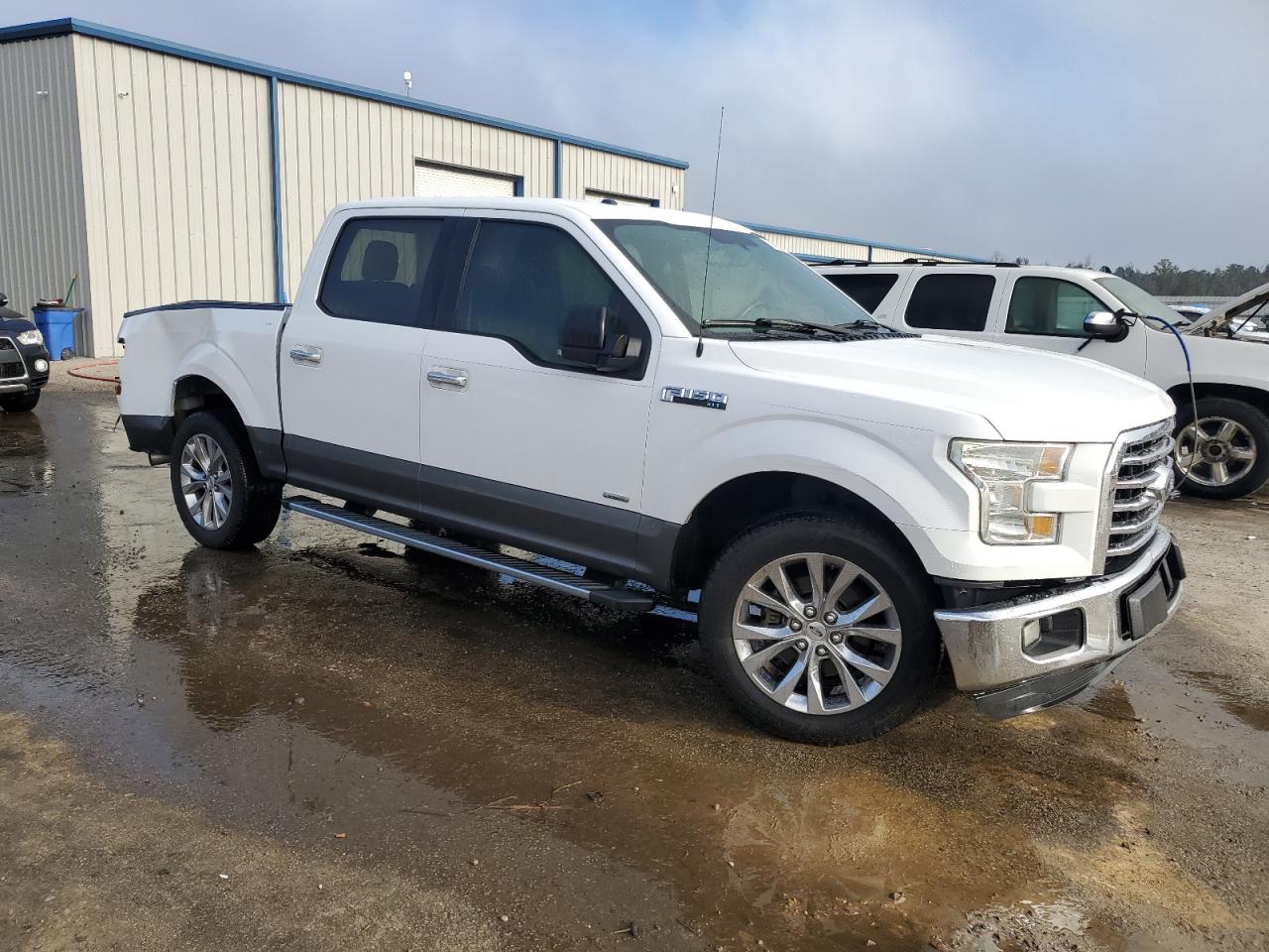 2015 Ford F-150 - Image 4