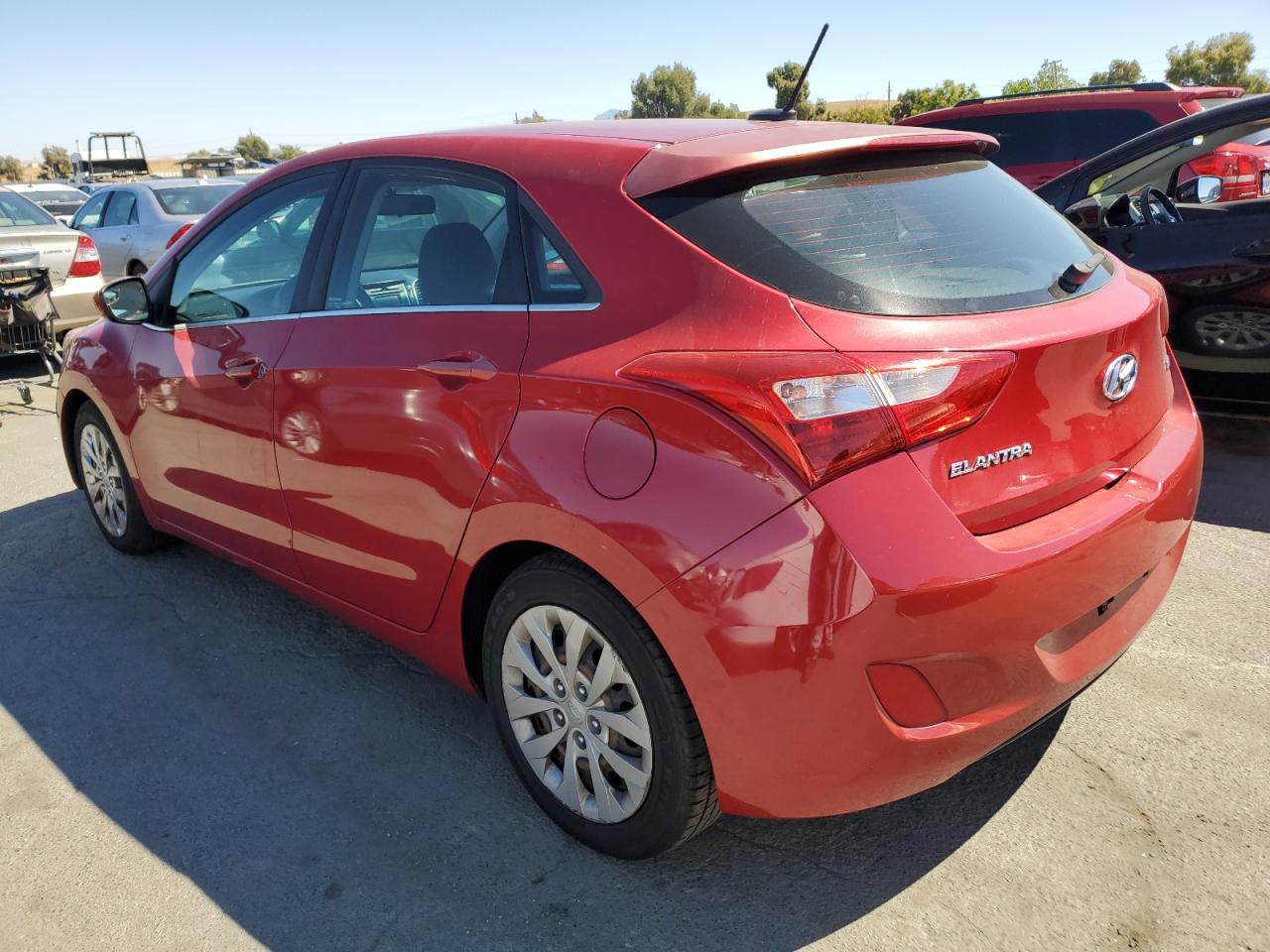 KMHD35LH1GU266651 2016 HYUNDAI ELANTRA - Image 2