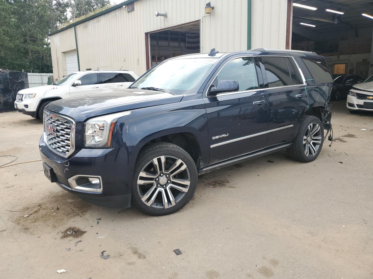 VIN 1GKS2CKJXLR175211 2020 GMC YUKON no.1