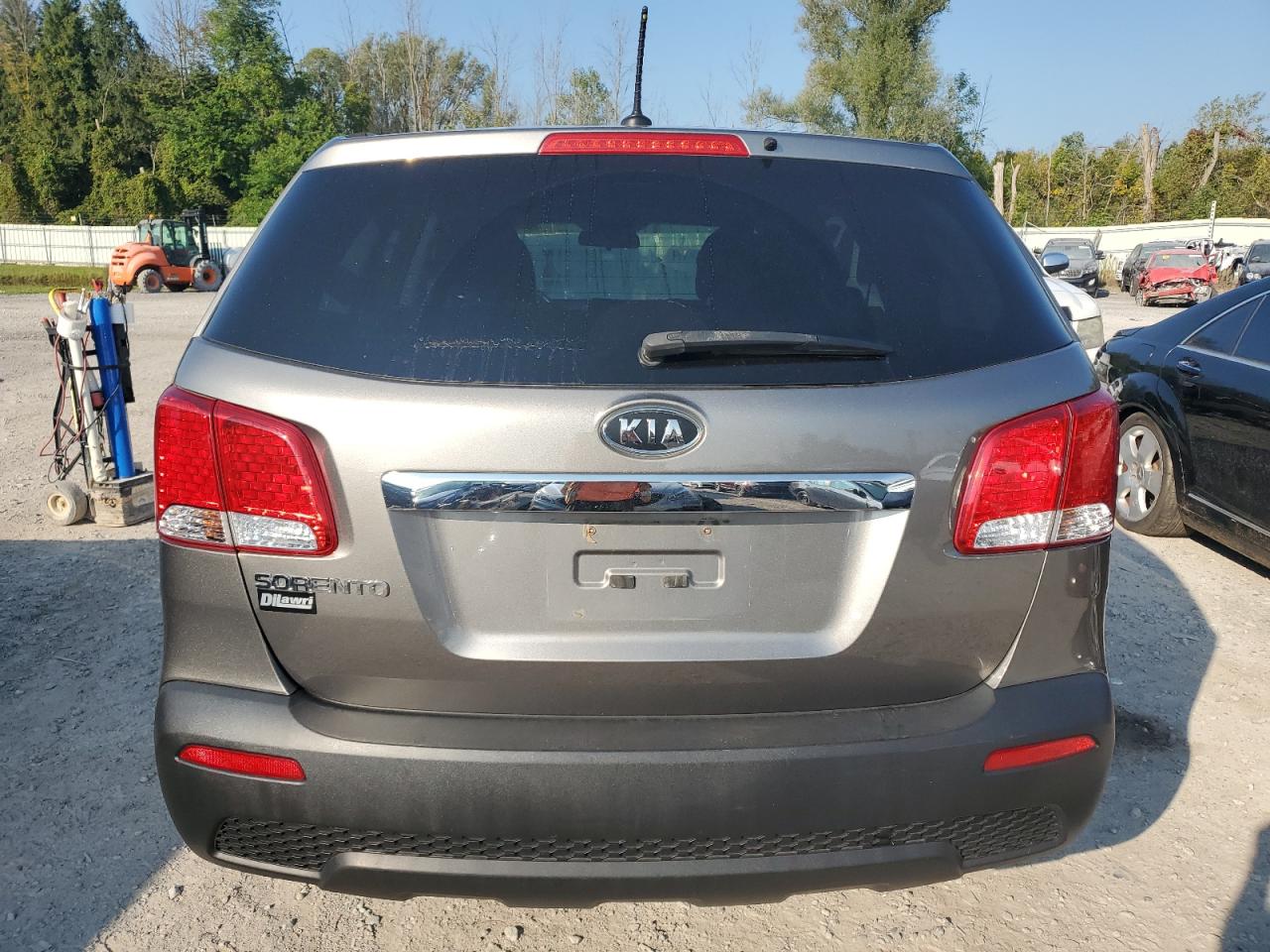 5XYKT3A12CG306611 2012 Kia Sorento Base