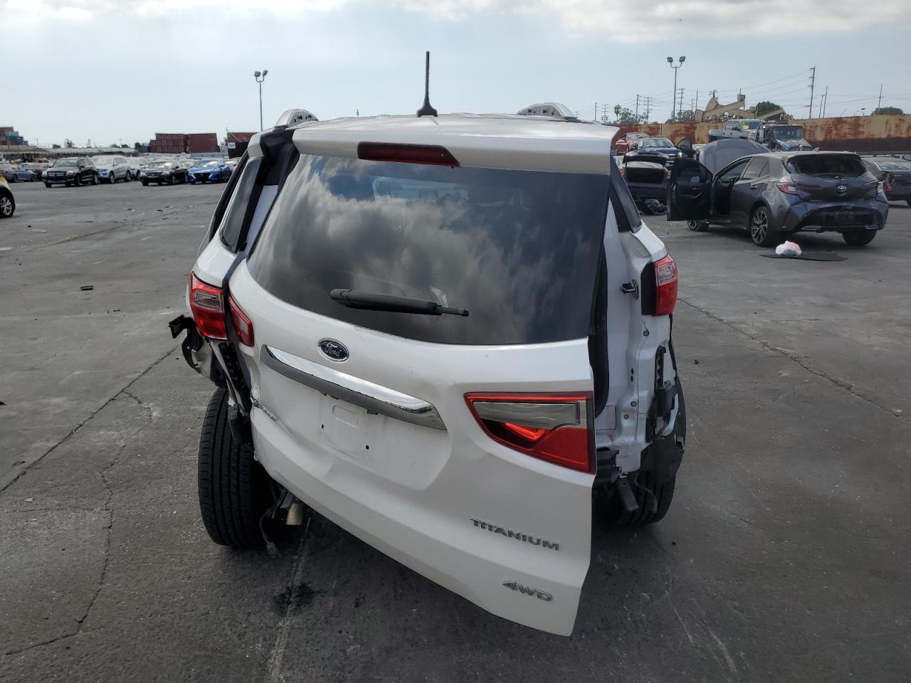 MAJ6S3KLXKC304425 2019 Ford Ecosport Titanium