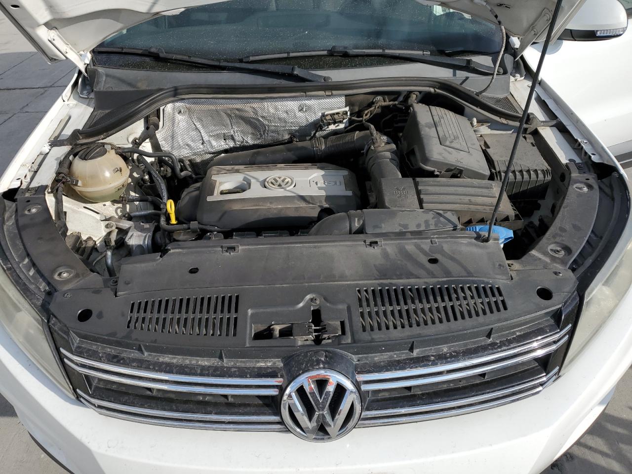 WVGAV3AX5EW520911 2014 Volkswagen Tiguan S