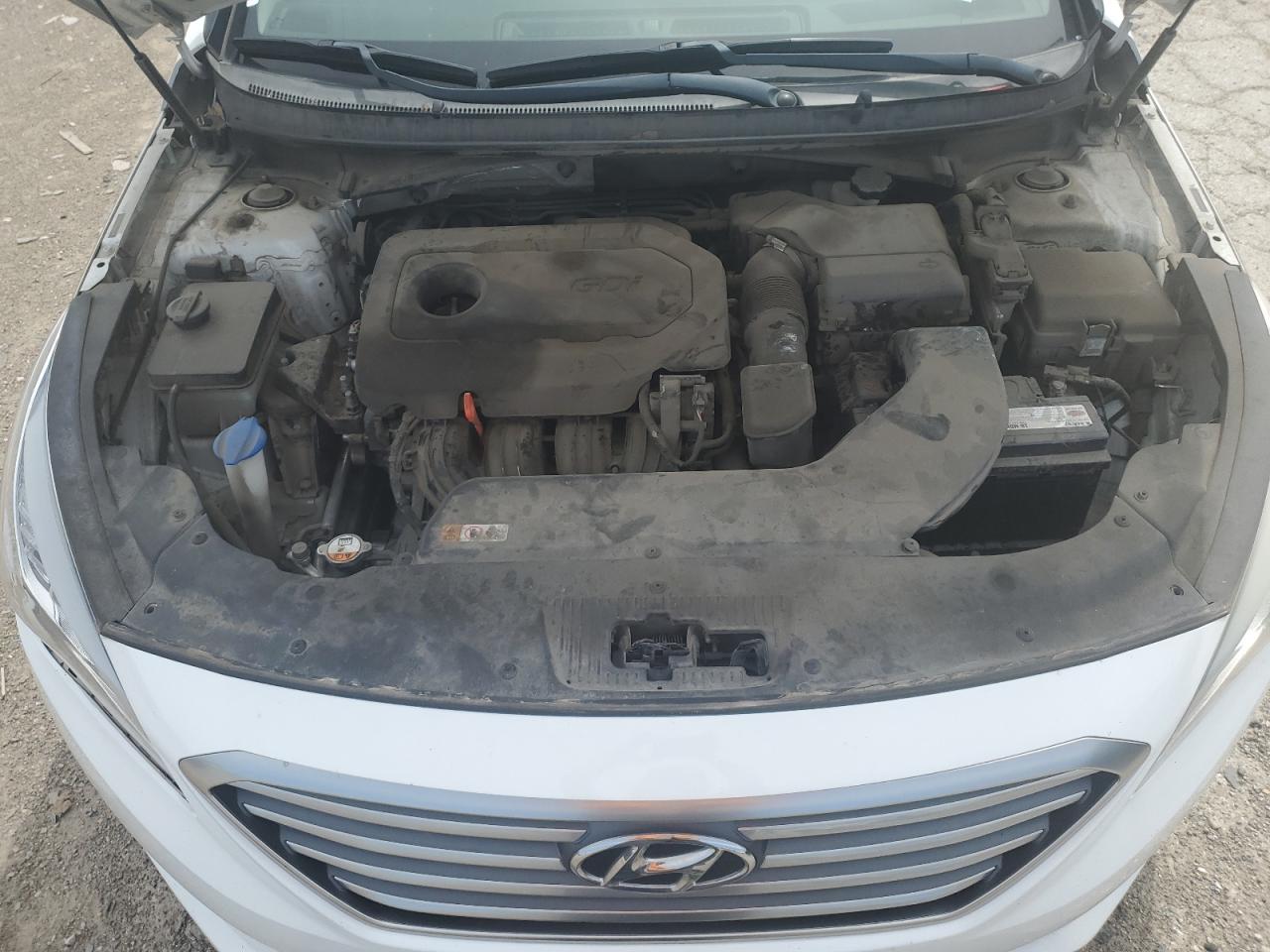 2015 Hyundai Sonata - Image 11