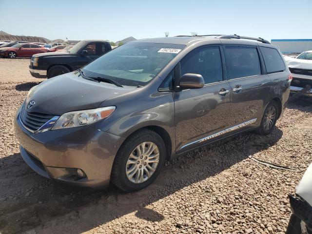 2013 Toyota Sienna Xle