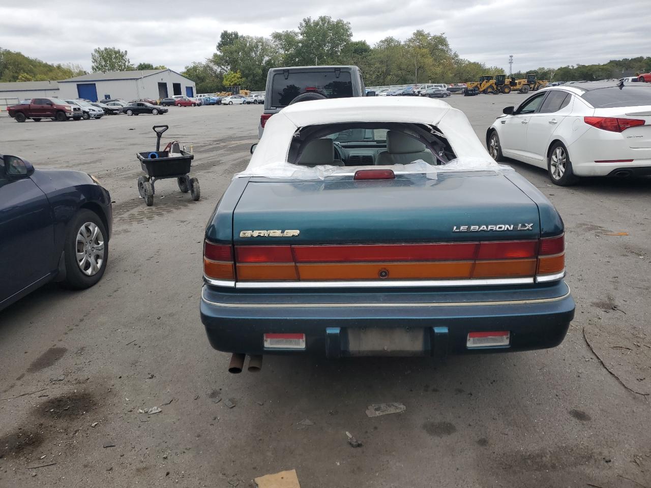 1994 Chrysler Lebaron Base VIN: 1C3EU4530RF189347 Lot: 72474654