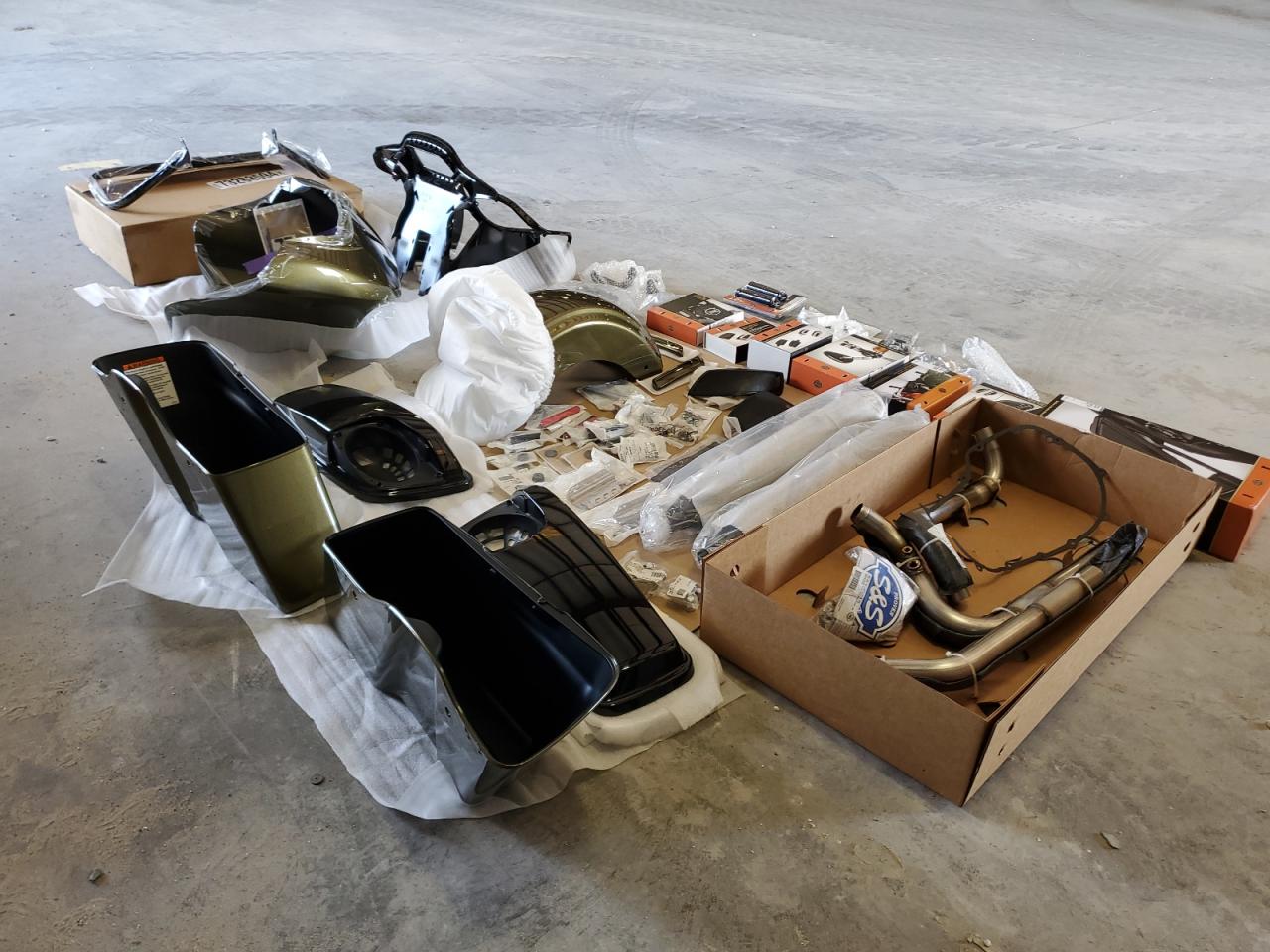 2017 Harley-Davidson Fltrxs Road Glide Special VIN: 1HD1KTC17HB650334 Lot: 73283594