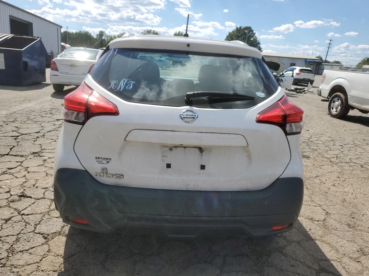 2018 Nissan Kicks S VIN: 3N1CP5CU8JL500418 Lot: 73380424