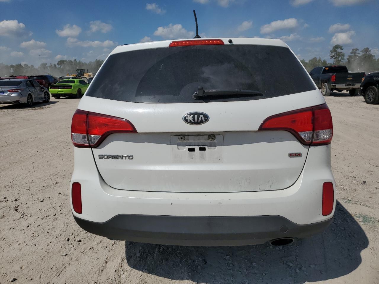 2015 Kia Sorento Lx VIN: 5XYKT3A6XFG567436 Lot: 72072014