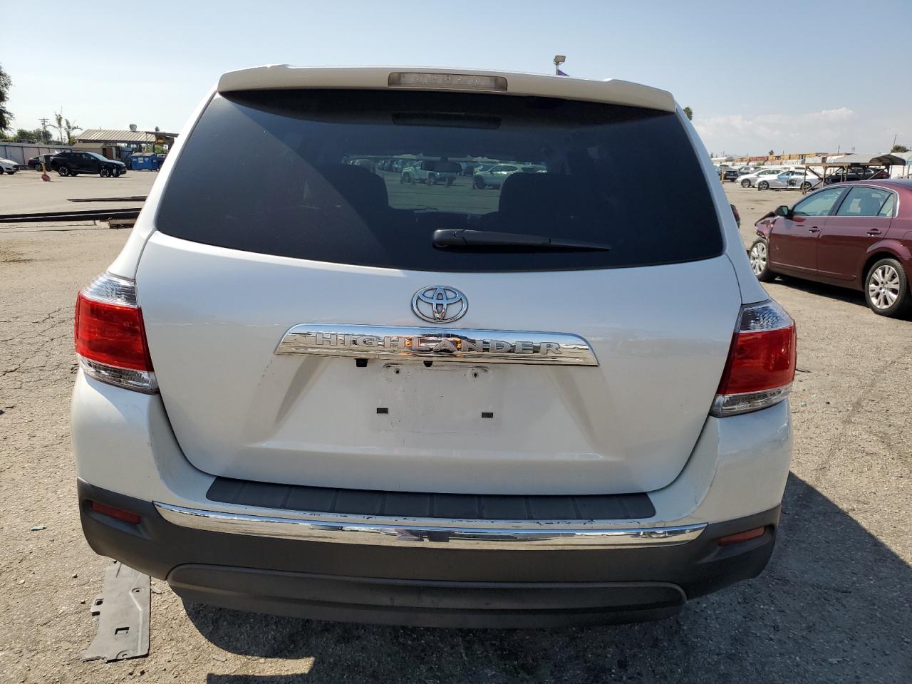 5TDZA3EH9CS026893 2012 Toyota Highlander Base