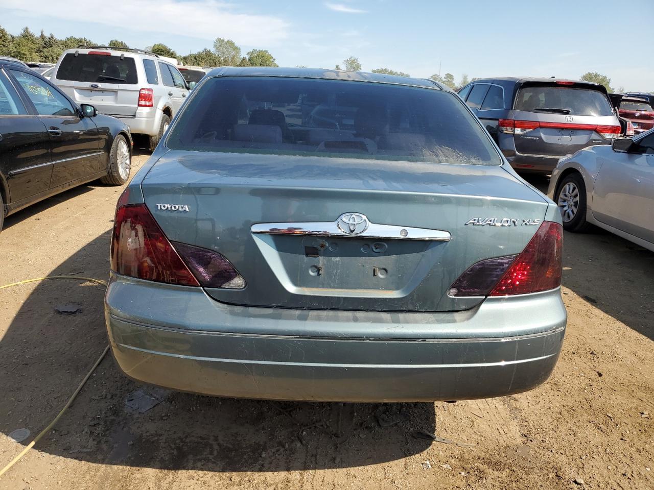 4T1BF28B1YU113268 2000 Toyota Avalon Xl