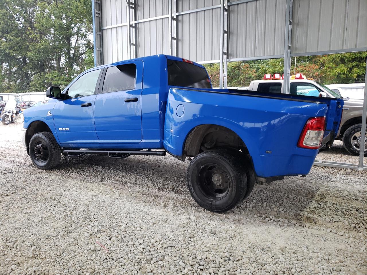 2020 RAM 3500 - Image 2