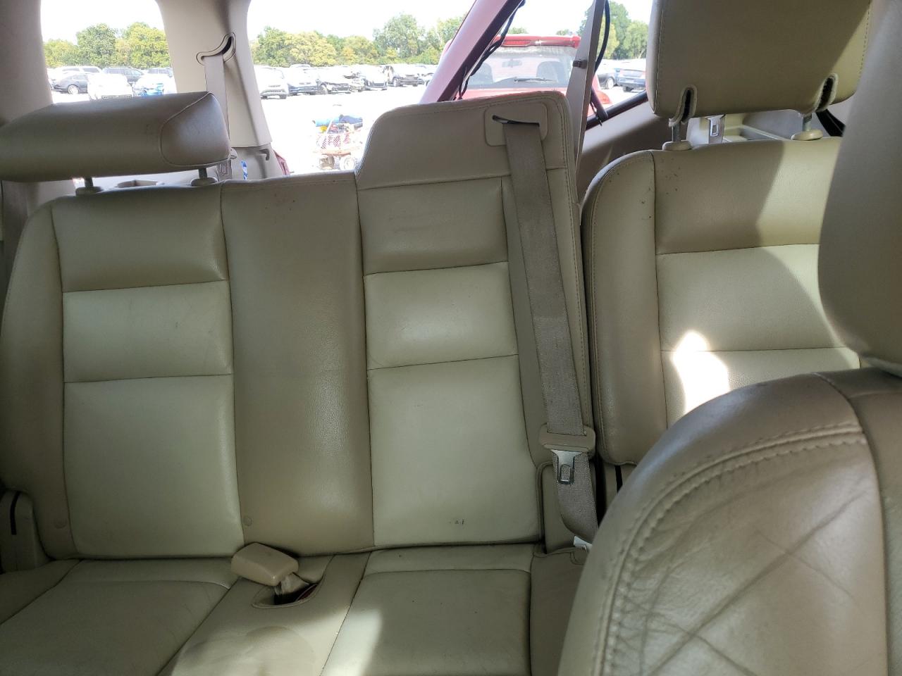 2007 Ford Explorer - Image 10
