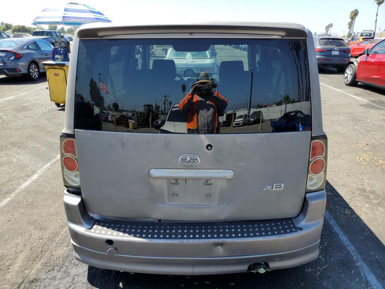 2006 Toyota Scion Xb VIN: JTLKT324064065342 Lot: 69830044