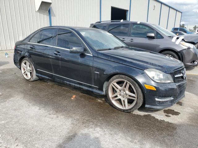  MERCEDES-BENZ C-CLASS 2012 Чорний