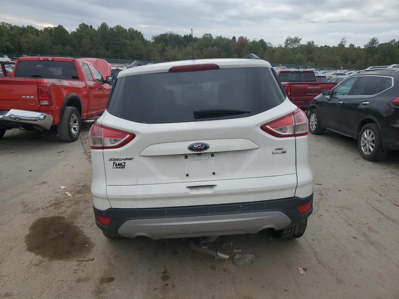 1FMCU9GX7GUC32683 2016 Ford Escape Se