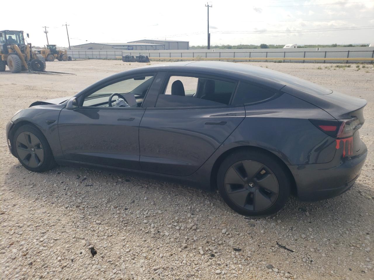 5YJ3E1EAXMF043614 2021 TESLA MODEL 3 - Image 2