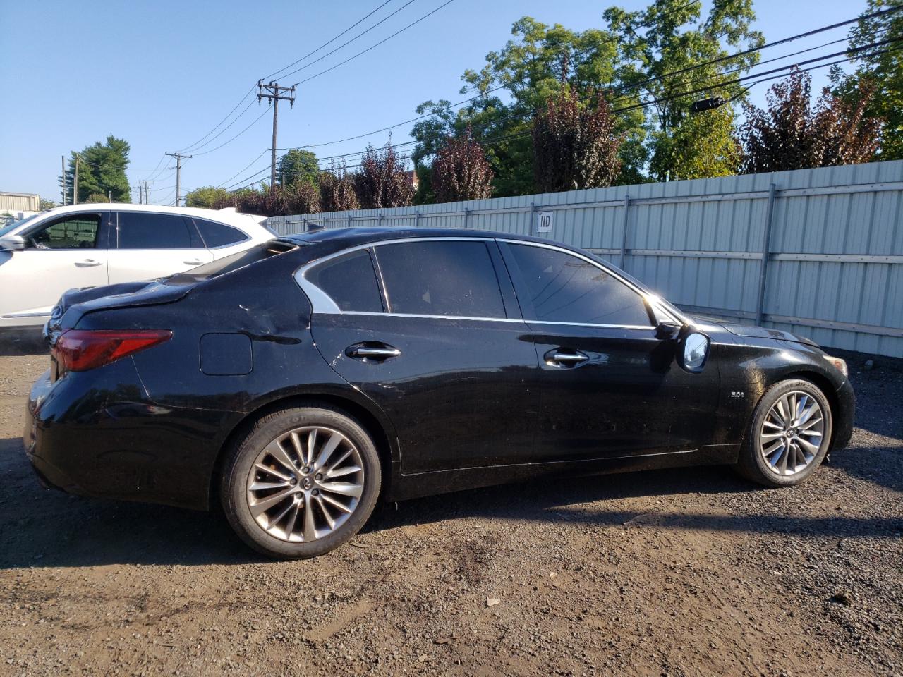 VIN JN1EV7AR0JM431125 2018 INFINITI Q50 no.3