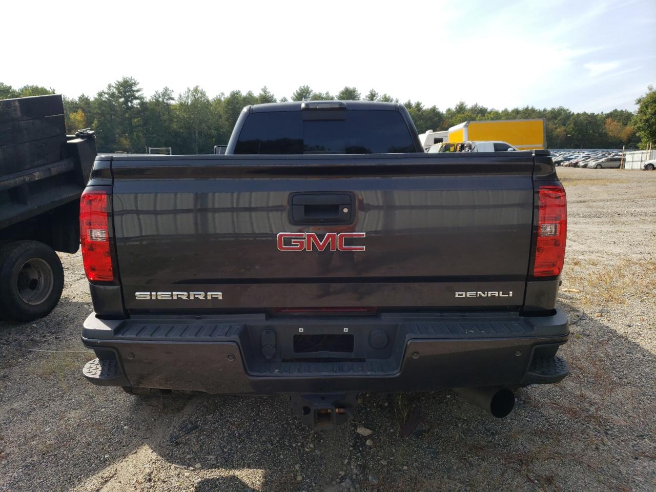 2016 GMC Sierra K3500 Denali VIN: 1GT42YE80GF222733 Lot: 71205454