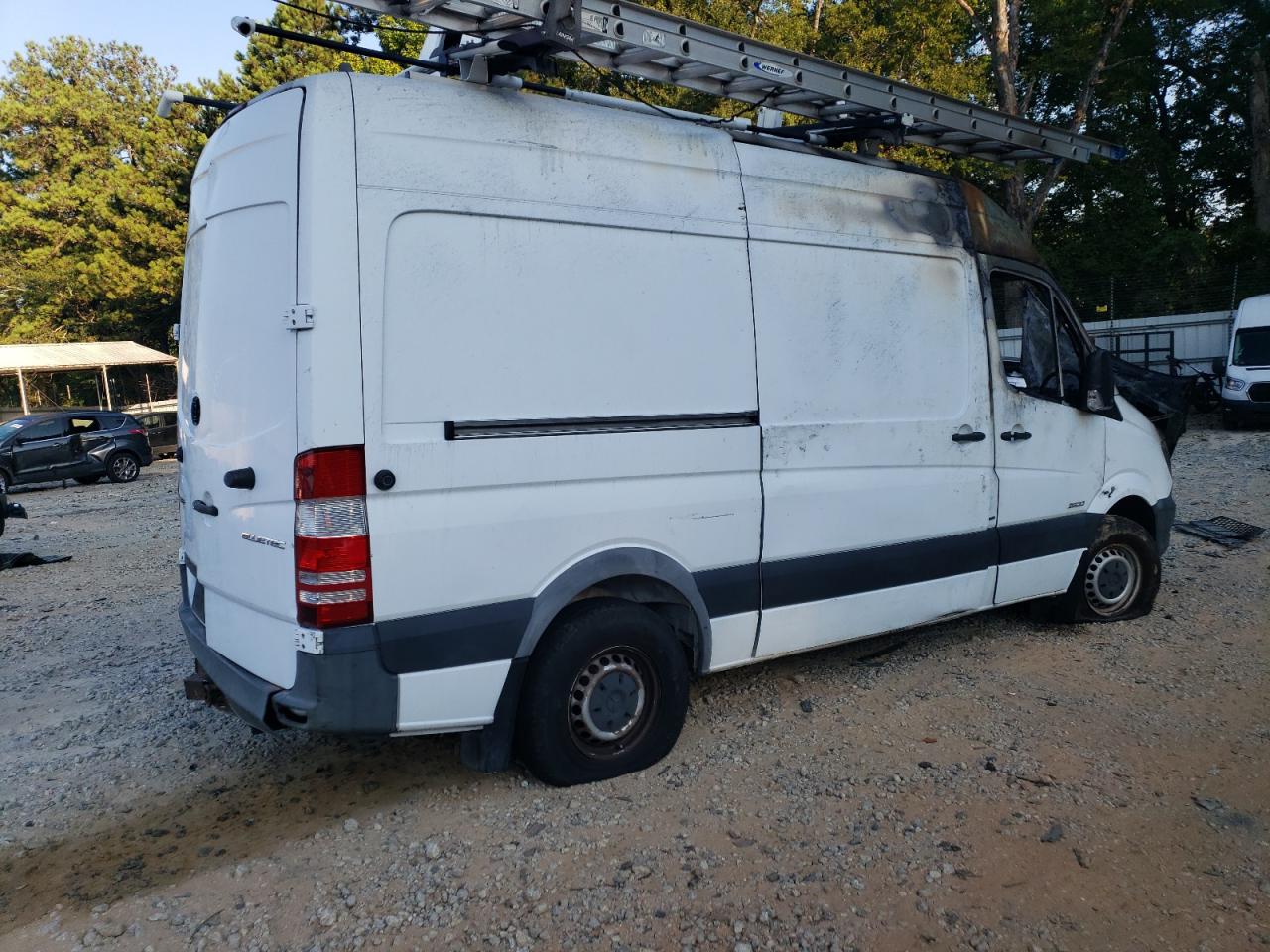 VIN WD3PE7DD0GP260786 2016 MERCEDES-BENZ SPRINTER no.3