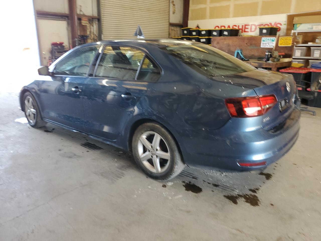 VIN 3VW267AJ2GM372564 2016 VOLKSWAGEN JETTA no.2