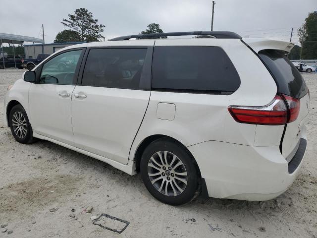 5TDYZ3DC8LS054405 Toyota All Models SIENNA XLE 2