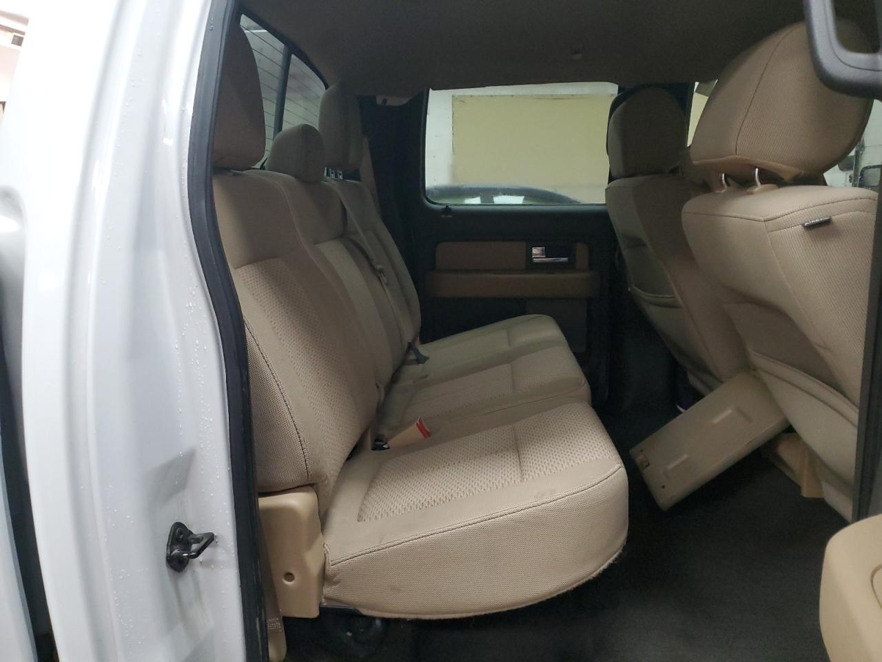 2013 Ford F-150 - Image 10