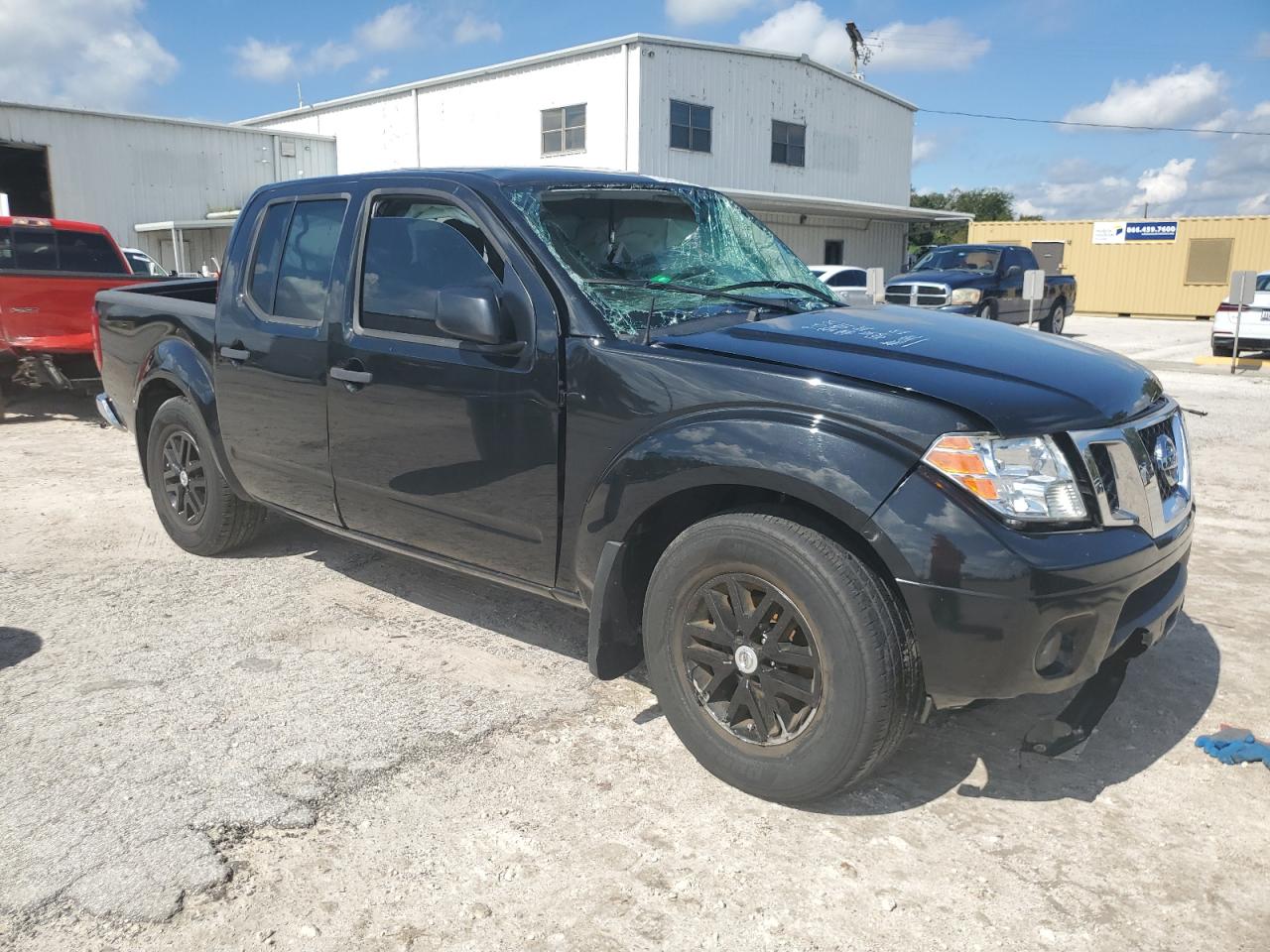 2019 Nissan Navara (Frontier) - Image 4