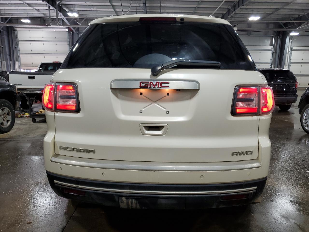 1GKKVPKD7FJ121568 2015 GMC Acadia Sle