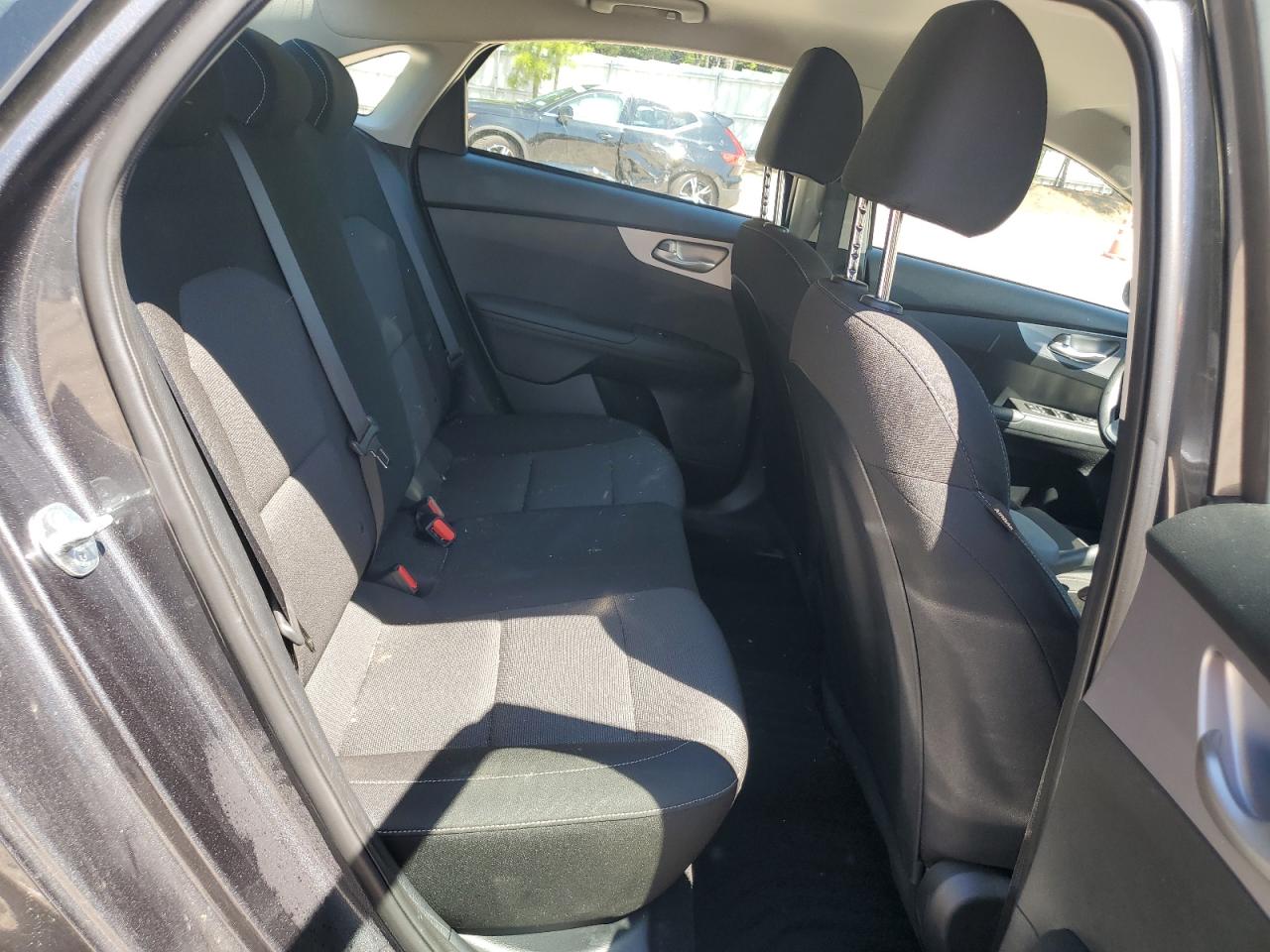 2024 Kia Forte - Image 11