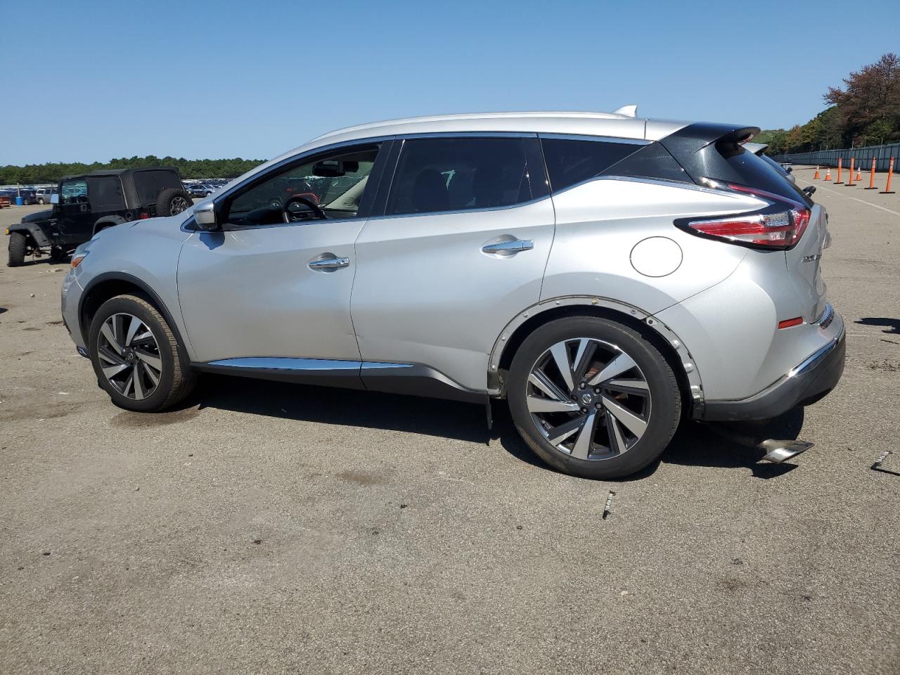 5N1AZ2MH1HN133415 2017 NISSAN MURANO - Image 2