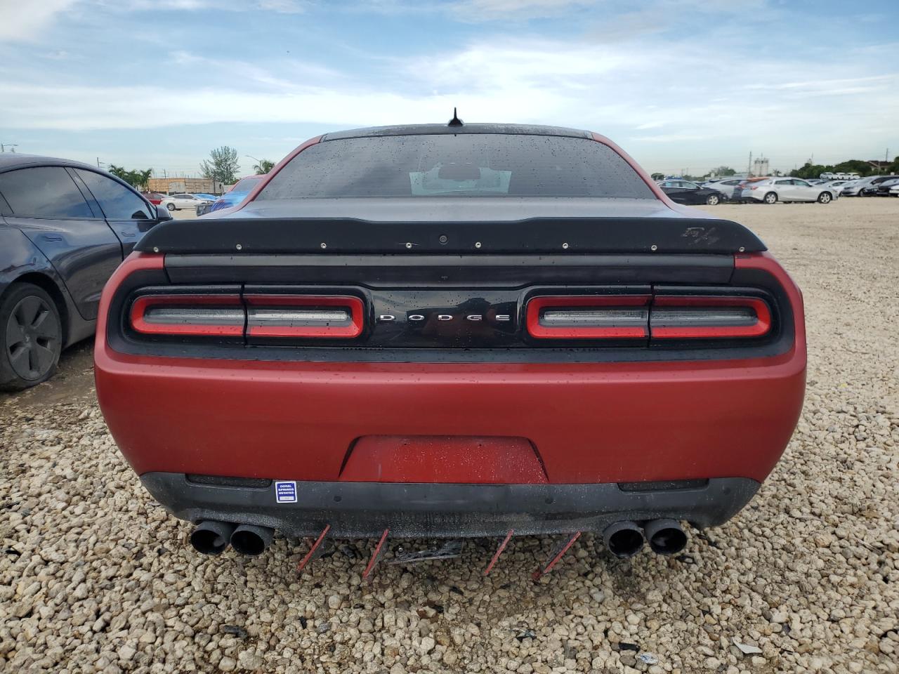 2016 Dodge Challenger R/T VIN: 2C3CDZBT7GH193965 Lot: 69859604