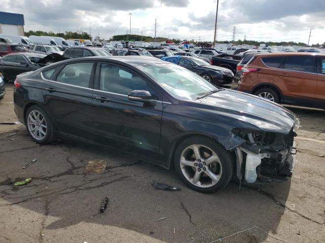  FORD FUSION 2015 Czarny