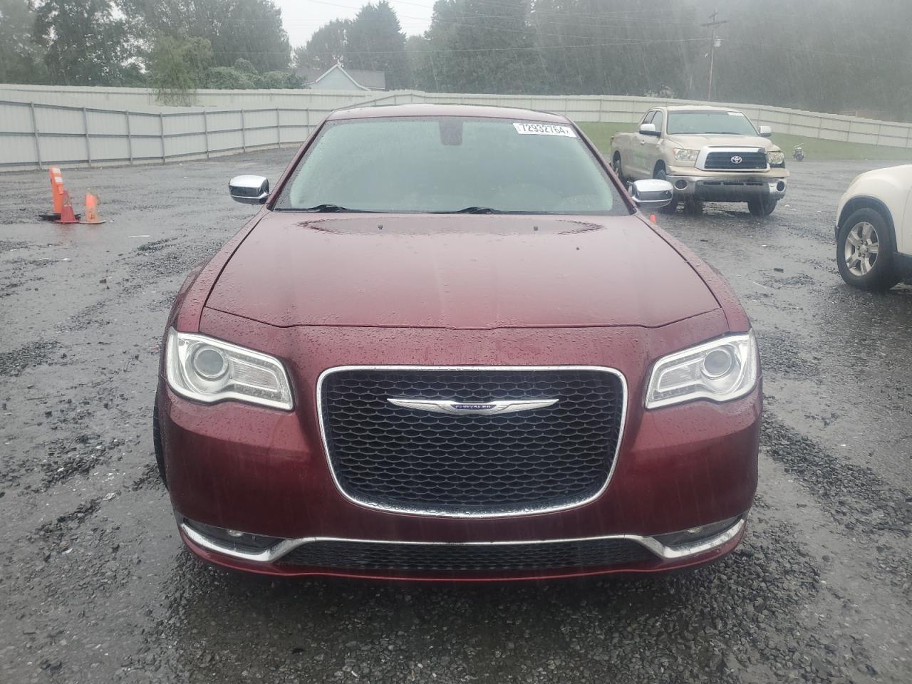 2019 Chrysler 300 - Image 5