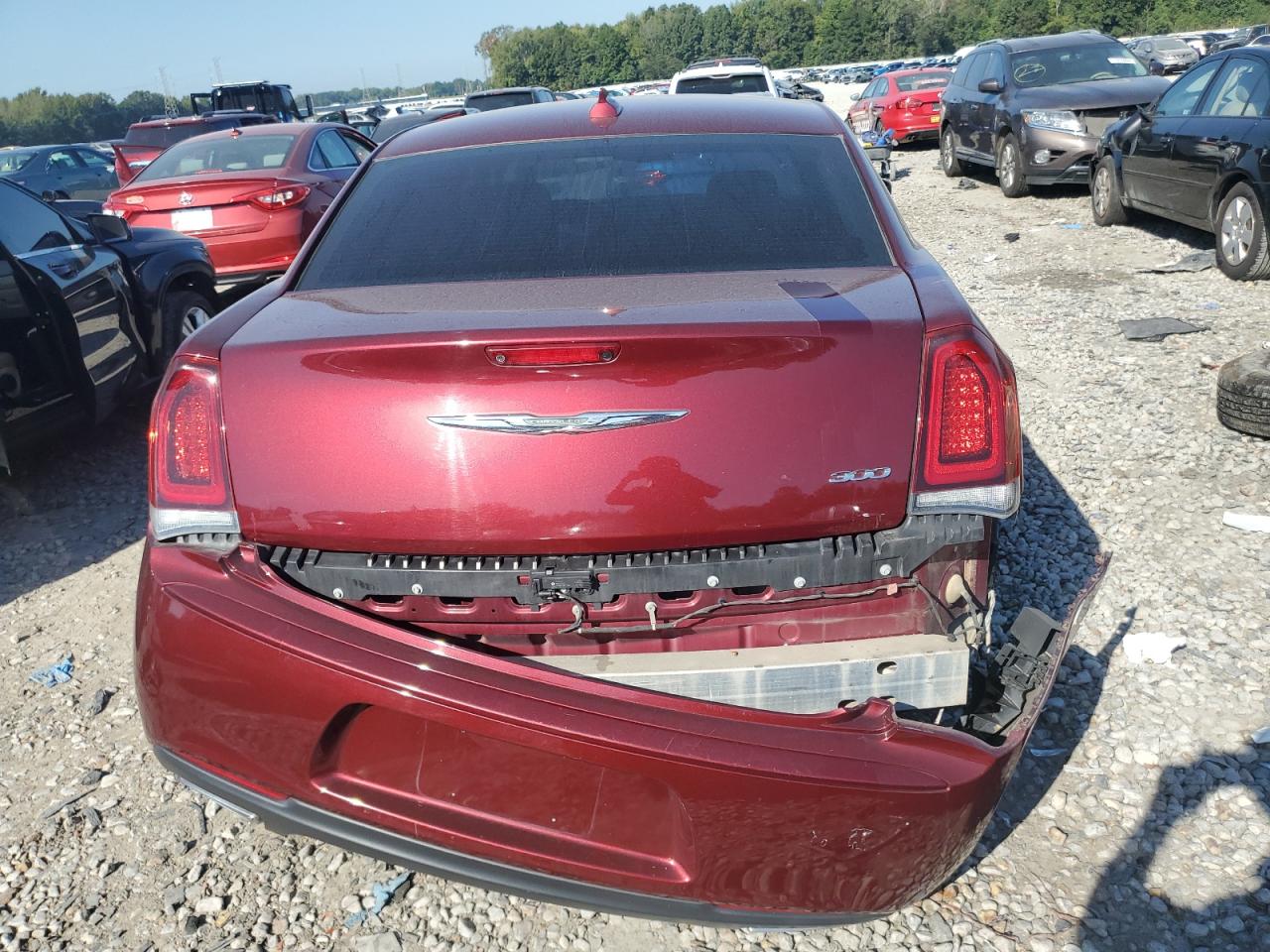 2C3CCAAG2KH511749 2019 Chrysler 300 Touring