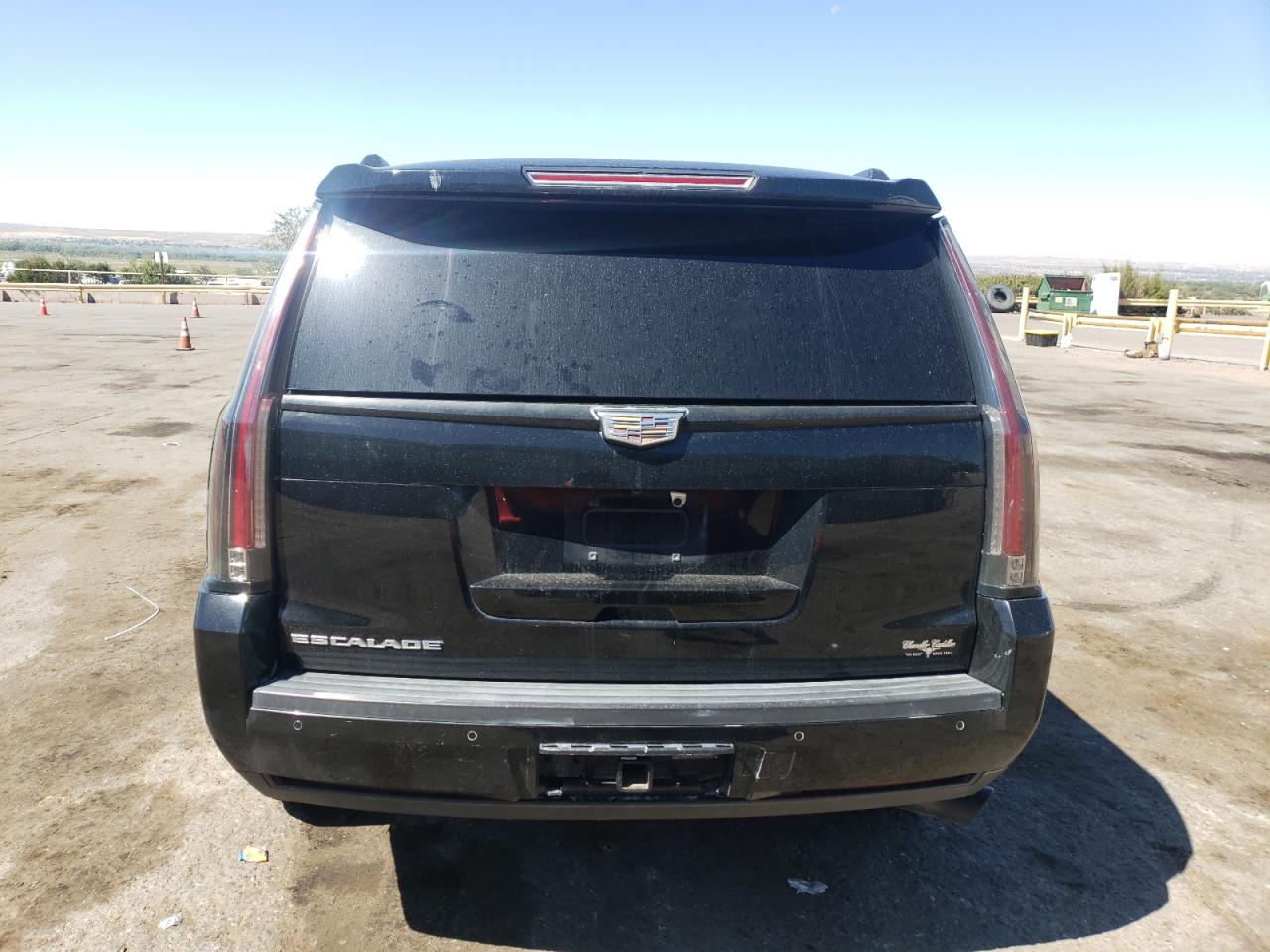 1GYS4CKJ2GR355210 2016 Cadillac Escalade Premium