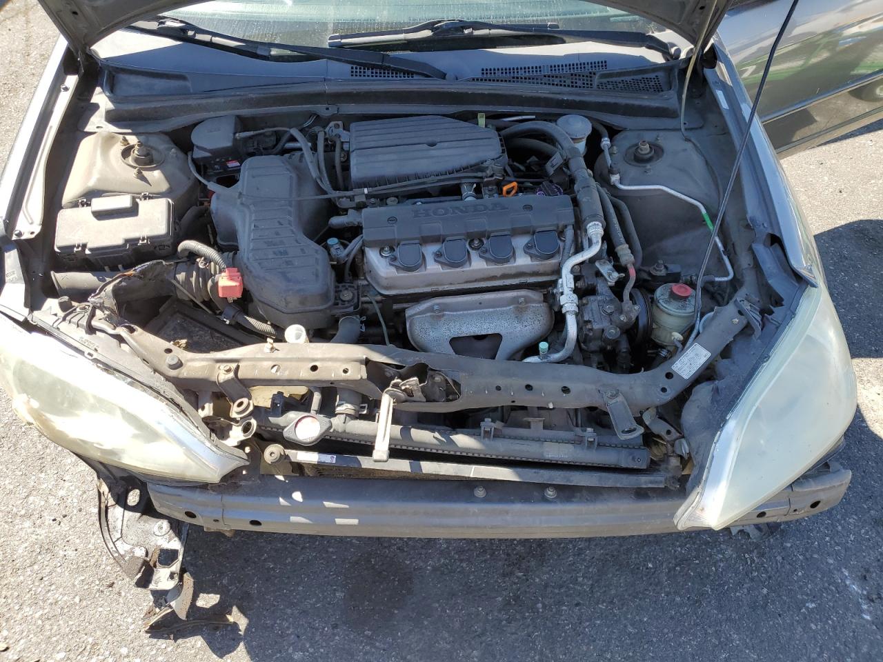 2005 Honda Civic - Image 11