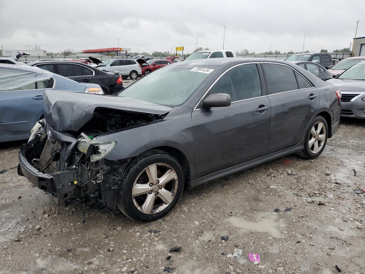 2010 Toyota Camry Base for Sale in Cahokia Heights, IL - Front End
