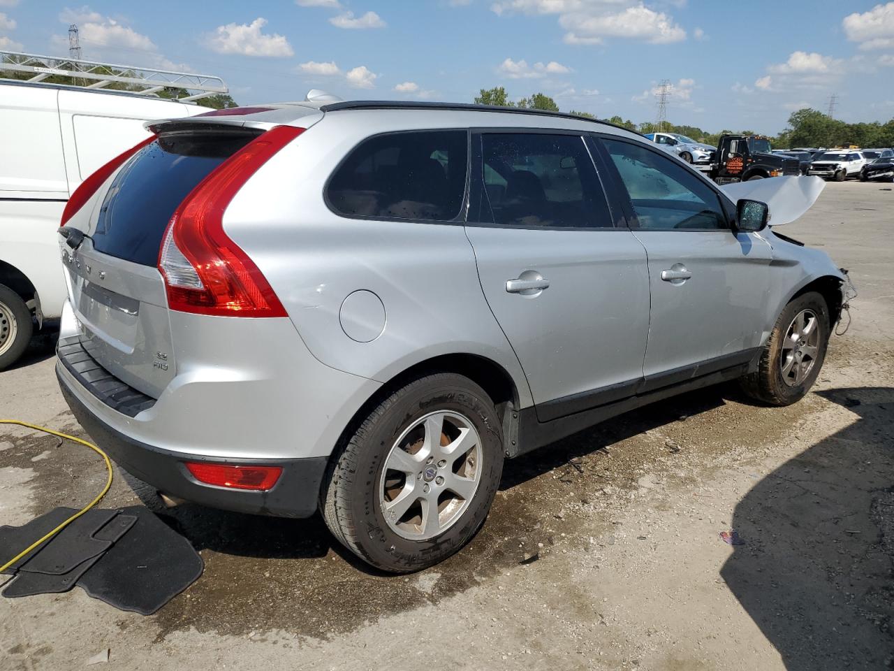 YV4982DZ5A2062498 2010 Volvo Xc60 3.2