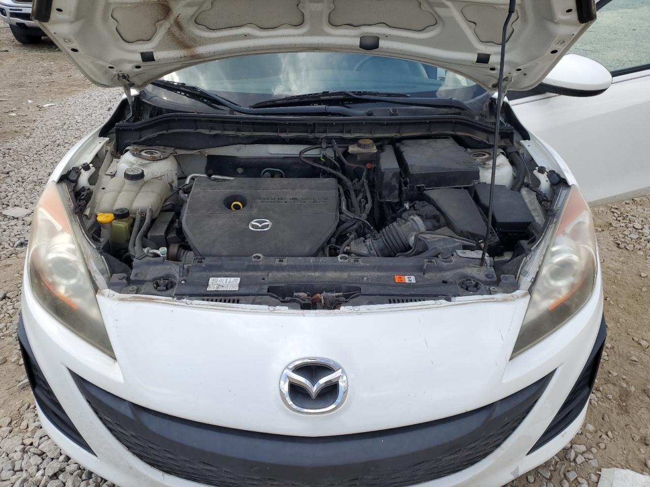 JM1BL1VF7B1383032 2011 Mazda 3 I