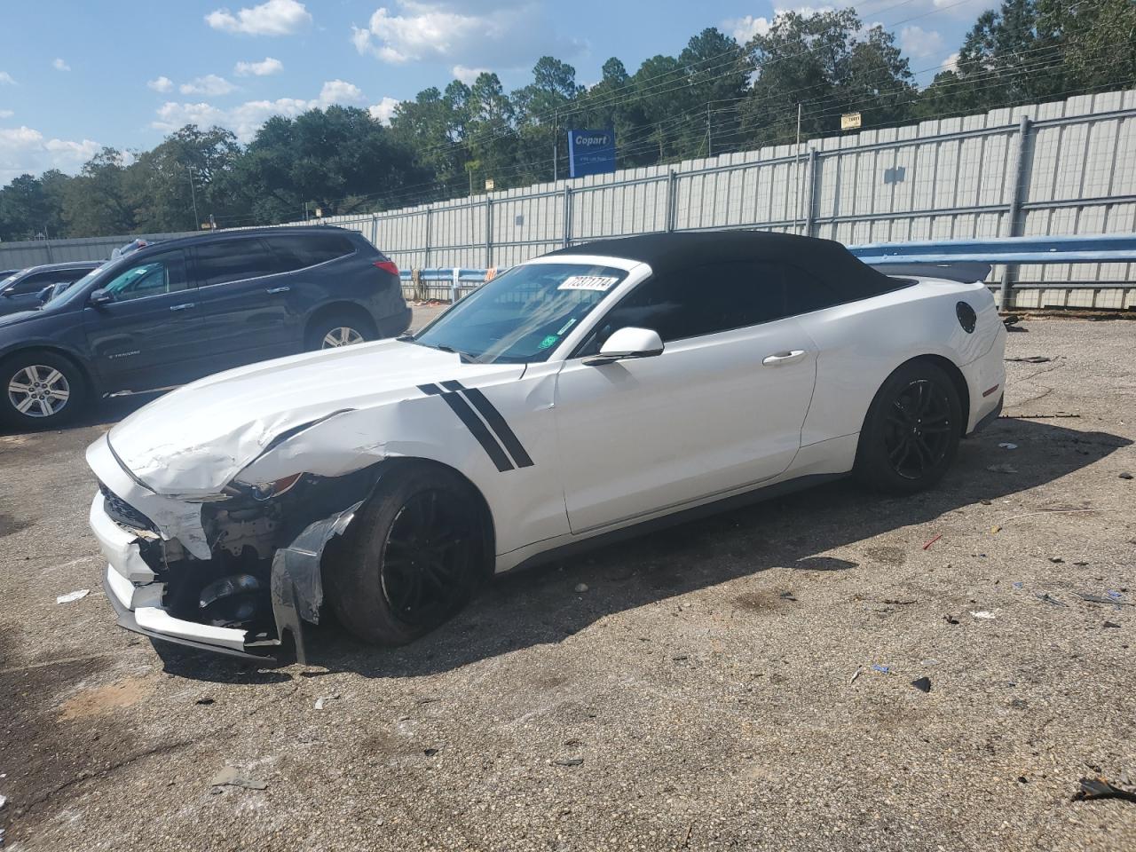 1FATP8UH2H5295226 2017 FORD MUSTANG - Image 1