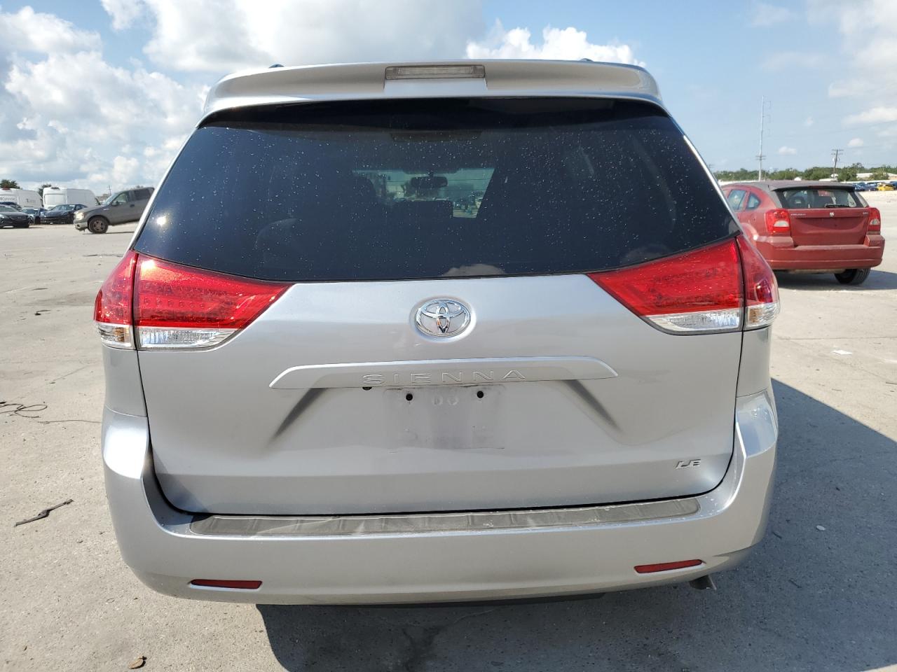 2013 Toyota Sienna Le VIN: 5TDKK3DC5DS369917 Lot: 71845024