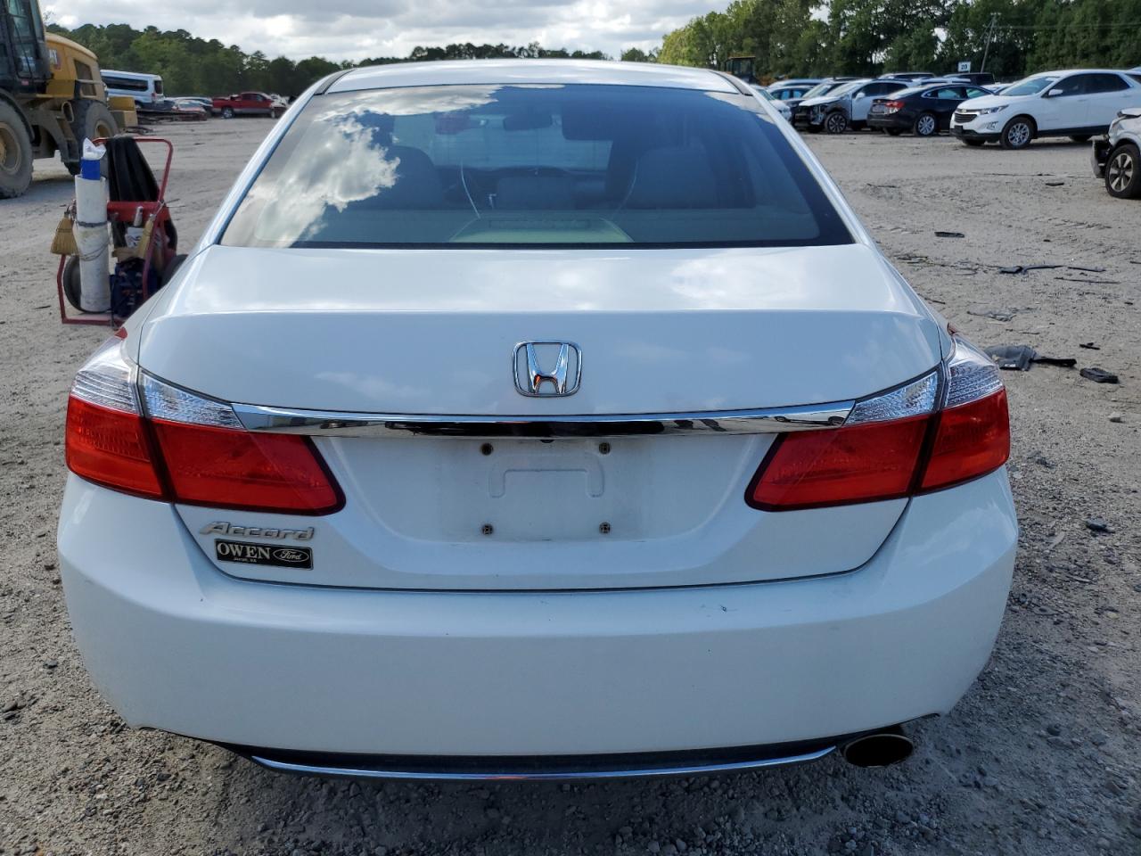 2013 Honda Accord - Image 6