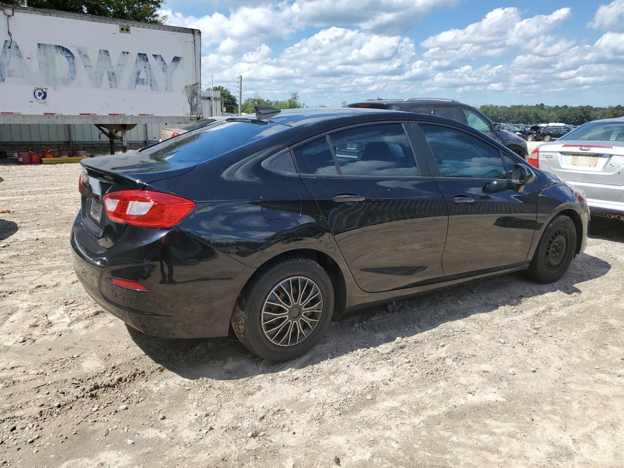 2017 Chevrolet Cruze - Image 3