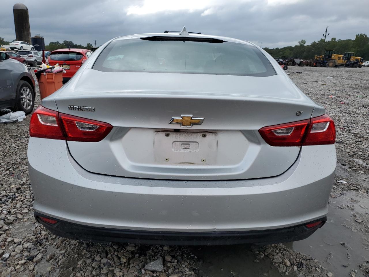 1G1ZD5ST8JF269807 2018 Chevrolet Malibu Lt